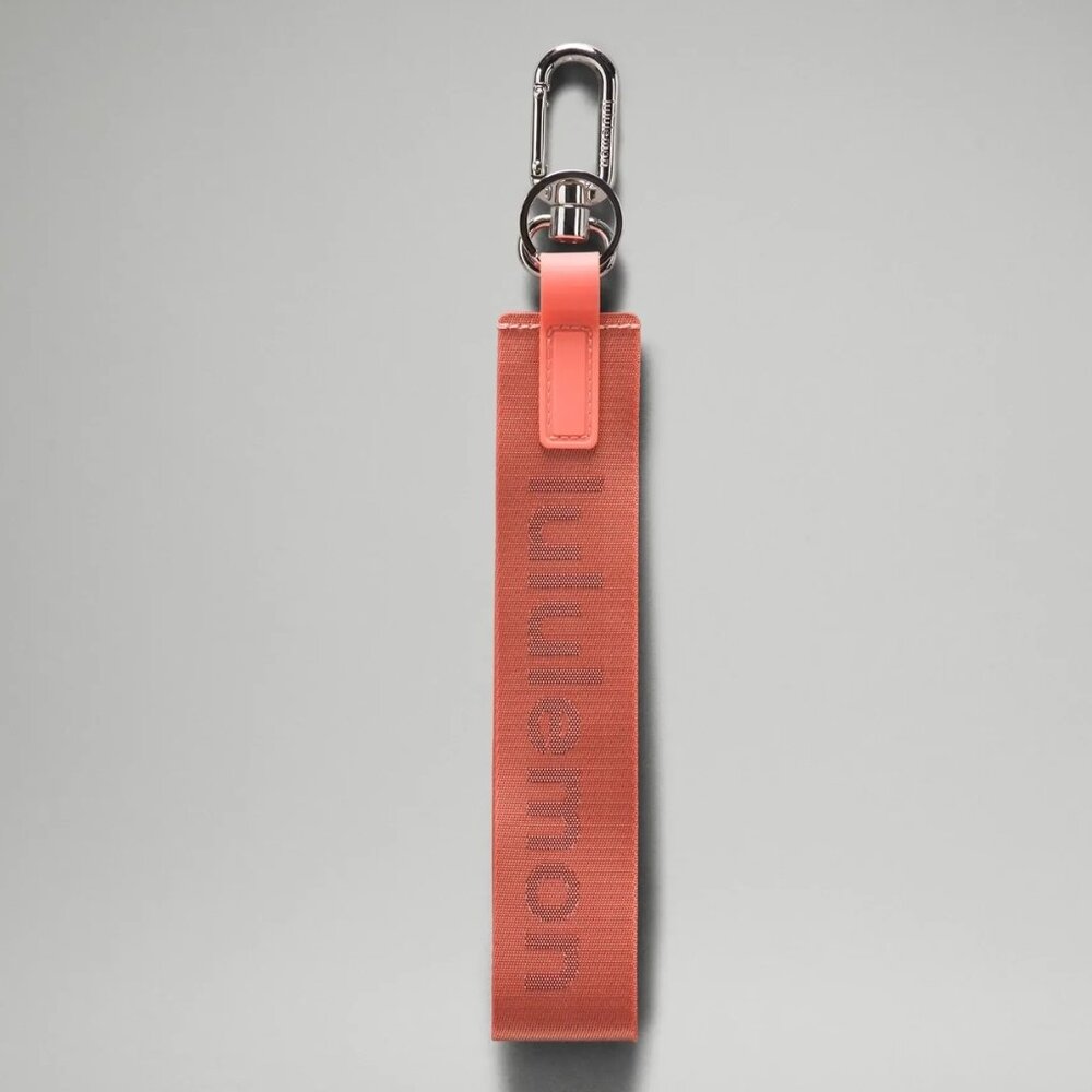 Lululemon Never Lost Keychain (Raspberry Cream/Wine Berry) LU9B20S